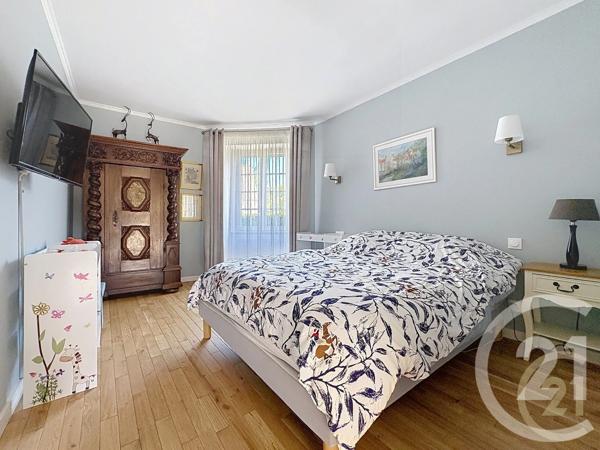 Maison à vendre  6 pièces - 160 m 2   VILLEMER  - 77