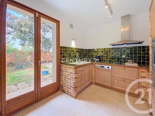 Maison à vendre  7 pièces - 198,84 m 2   NOISY LE GRAND  - 93