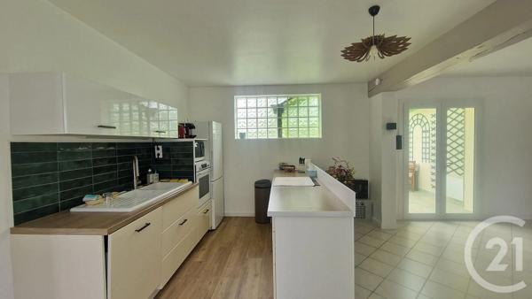 Maison à vendre  5 pièces - 114 m 2   ST PIAT  - 28