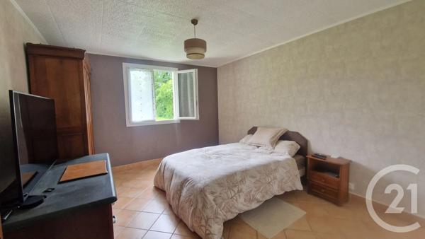 Maison à vendre  5 pièces - 114 m 2   ST PIAT  - 28
