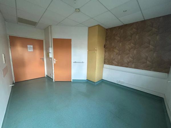 Local professionnel à louer 15m²