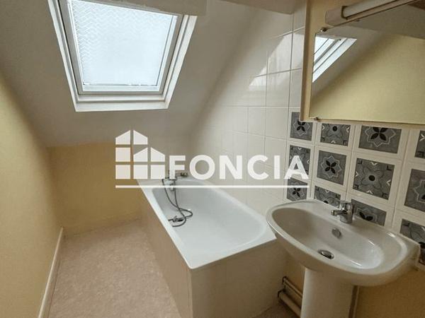 Location Appartement 2 pièces 37.24 m² - 20 RUE HOCHE Angers 49100