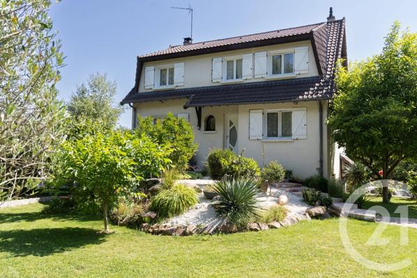 Maison à vendre  5 pièces - 230 m 2   YERRES  - 91