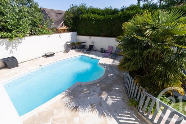 Maison à vendre  5 pièces - 230 m 2   YERRES  - 91