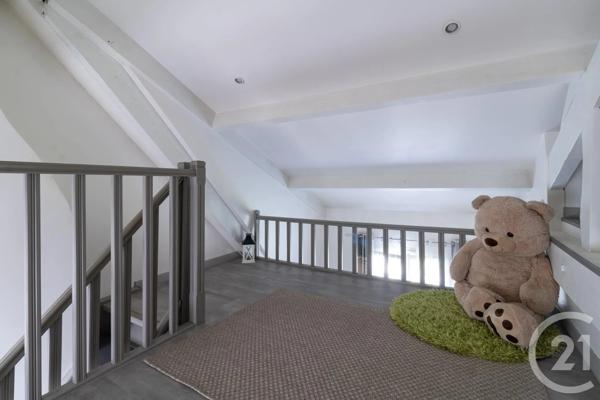 Maison à vendre  5 pièces - 230 m 2   YERRES  - 91