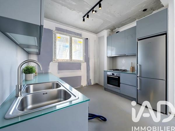 Maison à vendre 6 pièces 150 m² Suresnes