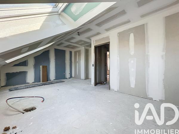 Maison à vendre 6 pièces 150 m² Suresnes