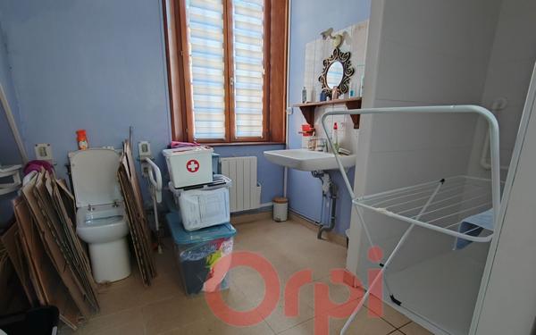 Maison à vendre    2 pièces •  Le Quesnel