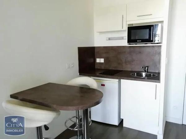 Appartement à louer 1 pièce 26.33m² Tours (37000)