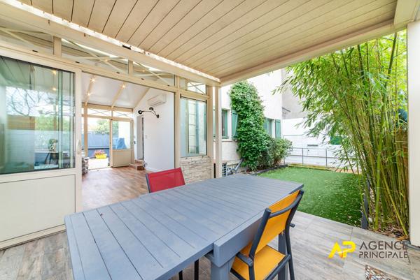 Maison Colombes 5 pièces 116 m² €639 000 ** - Référence 489CLR