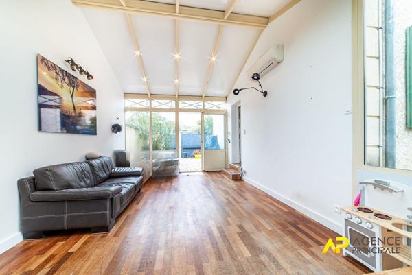 Maison Colombes 5 pièces 116 m² €639 000 ** - Référence 489CLR