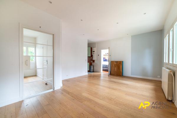 Maison Colombes 5 pièces 116 m² €639 000 ** - Référence 489CLR