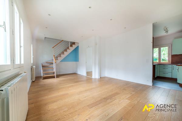 Maison Colombes 5 pièces 116 m² €639 000 ** - Référence 489CLR