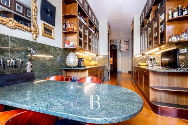 Paris 8ème, Appartement 4 Chambres -  206 m² à vendre