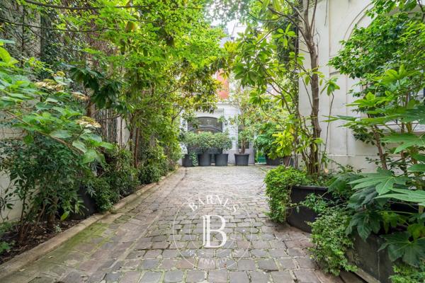 Paris 8ème, Appartement 4 Chambres -  206 m² à vendre