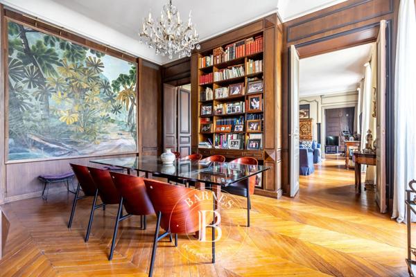 Paris 8ème, Appartement 4 Chambres -  206 m² à vendre
