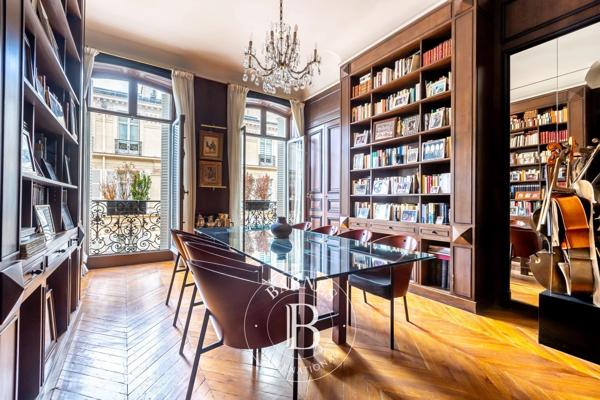 Paris 8ème, Appartement 4 Chambres -  206 m² à vendre