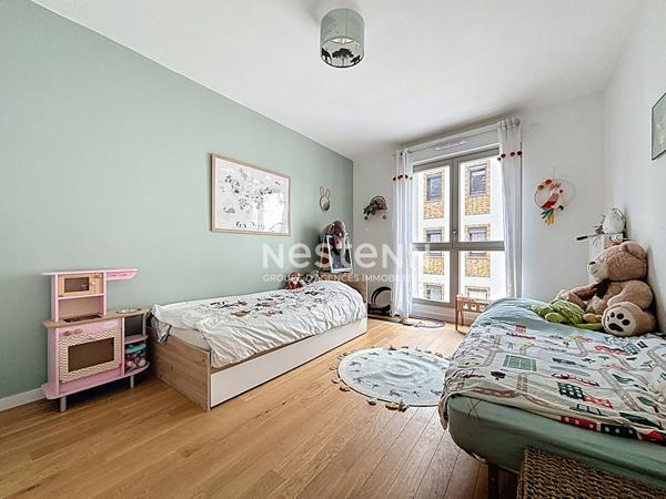 HYPER CENTRE - MAIRIE DE CLAMART - Vente d'un appartement 3 pièces traversant dans un immeuble récent