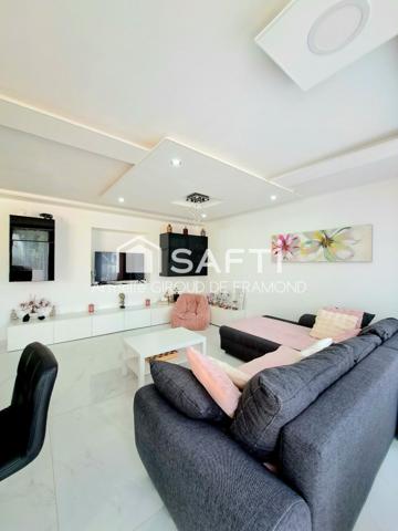 Coup de cœur à Mulhouse dans le quartier prisé du Bas-Rebberg limite Brunstatt, belle et vaste maison mitoyenne de 194 m2, 8 pièces, 6 chambres sur terrain de 221 m2 avec terrasse-jardin, piscine hors-sol, sous-sol et garage.