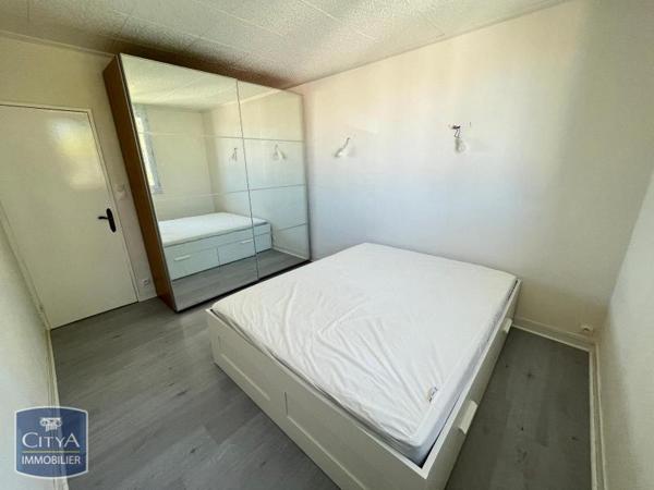 Location appartement Joué-lès-Tours (37300) 1 pièce 10.67m²