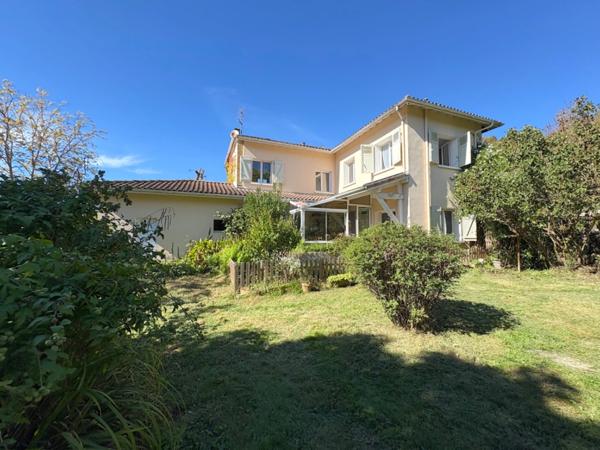 MAISON FAMILIALE 4 PIÈCES 143M2 SUR 2780M2 DE TERRAIN EUGÉNIE-LES-BAINS