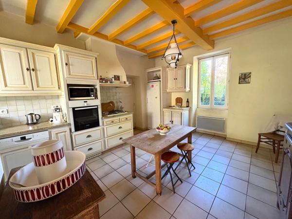 MAISON FAMILIALE 4 PIÈCES 143M2 SUR 2780M2 DE TERRAIN EUGÉNIE-LES-BAINS