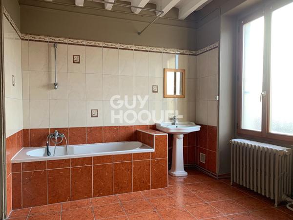 VENTE d'une maison F5 (127.30 m²) à COURTALAIN