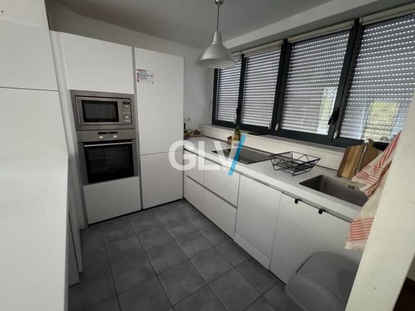 Appartement Lille 1 pièce(s) 81.69 m2 , Lille