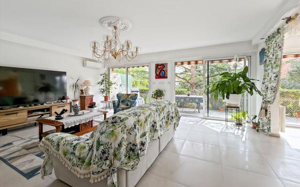 Appartement à vendre    4 pièces • 110,09 m2 Fréjus