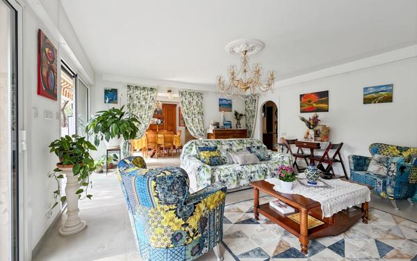 Appartement à vendre    4 pièces • 110,09 m2 Fréjus