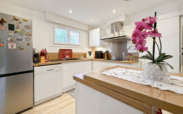 Appartement à vendre    4 pièces • 110,09 m2 Fréjus