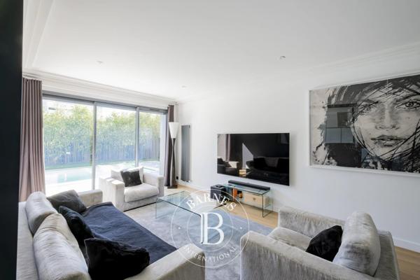 Pessac, Maison 5 Chambres -  206 m² à vendre