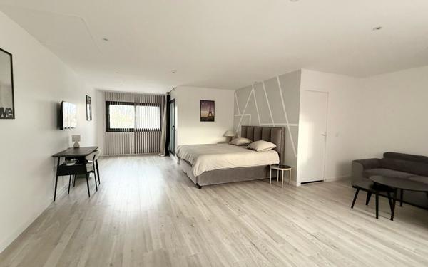 Maison à vendre    6 pièces • 202 m2 Villiers-sur-Marne