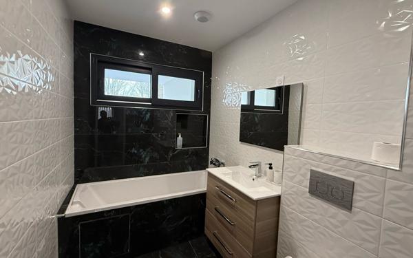 Maison à vendre    6 pièces • 202 m2 Villiers-sur-Marne