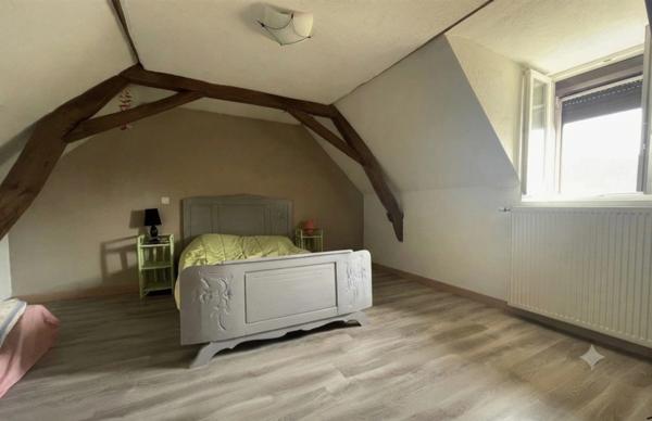 Fermette  à vendre 8 pièces  énorme possibilité