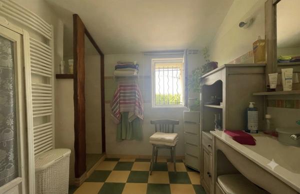 Fermette  à vendre 8 pièces  énorme possibilité