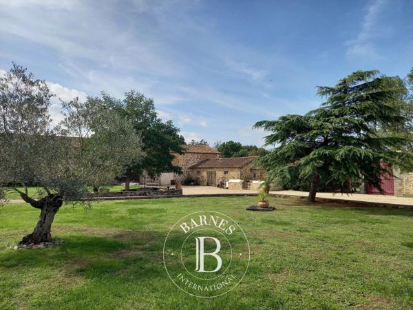 Thouars, Manoir 14 Chambres -  850 m² à vendre