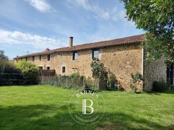 Thouars, Manoir 14 Chambres -  850 m² à vendre