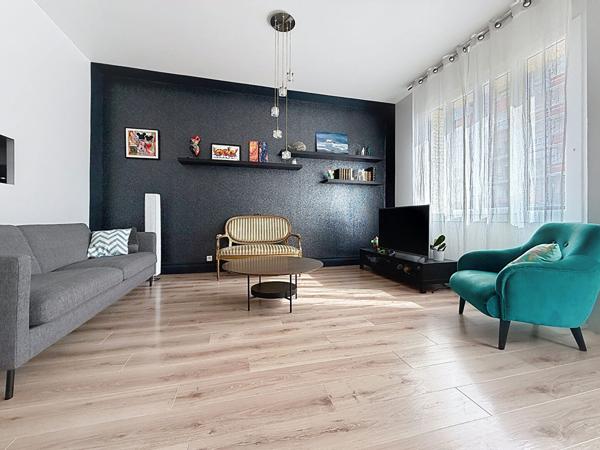 SOUS COMPROMIS CENTRE VILLE T5 de 93 m² lumineux proche gare garage et cave