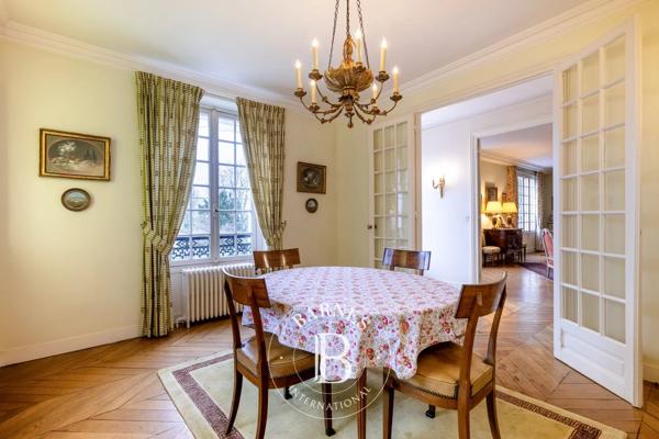 La Celle-Saint-Cloud, Maison 6 Chambres -  208 m² à vendre
