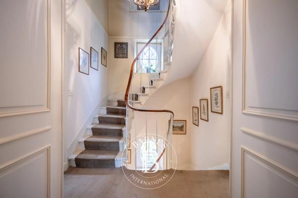 La Celle-Saint-Cloud, Maison 6 Chambres -  208 m² à vendre