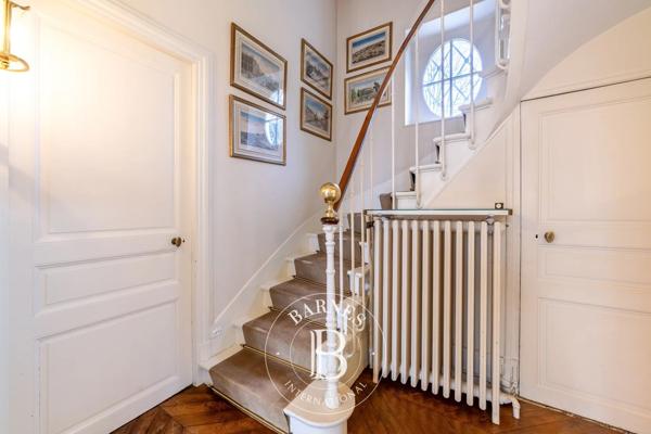 La Celle-Saint-Cloud, Maison 6 Chambres -  208 m² à vendre