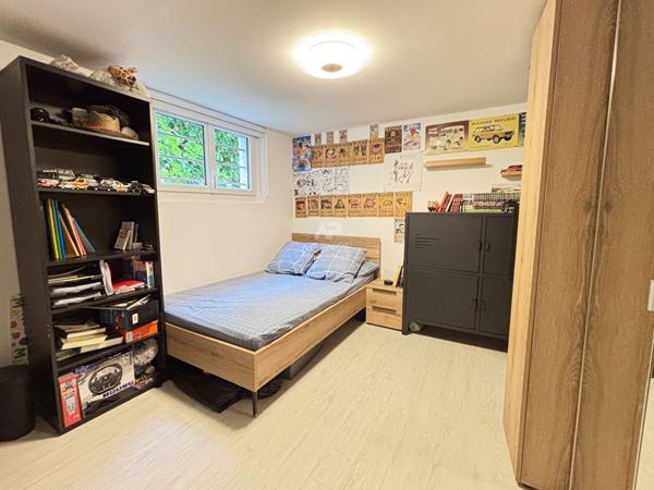 Charmante Maison à Vendre à Pontoise €396 000 ** - Référence 11084