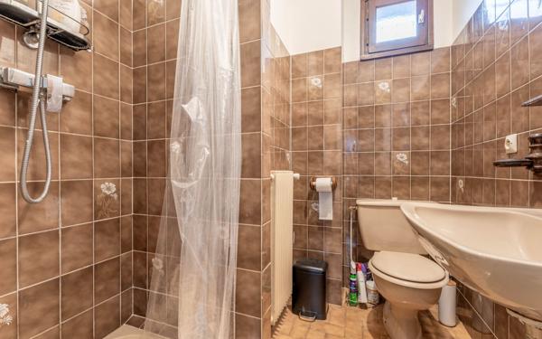 Maison à vendre    4 pièces • 120 m2 Champagne-au-Mont-d'Or