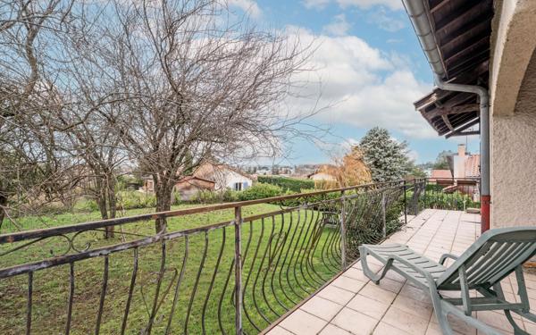 Maison à vendre    4 pièces • 120 m2 Champagne-au-Mont-d'Or