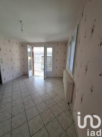 Maison de village 4 pièces de 97 m² à Montigny-sur-Aube (21520)