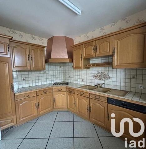 Maison de village 4 pièces de 97 m² à Montigny-sur-Aube (21520)