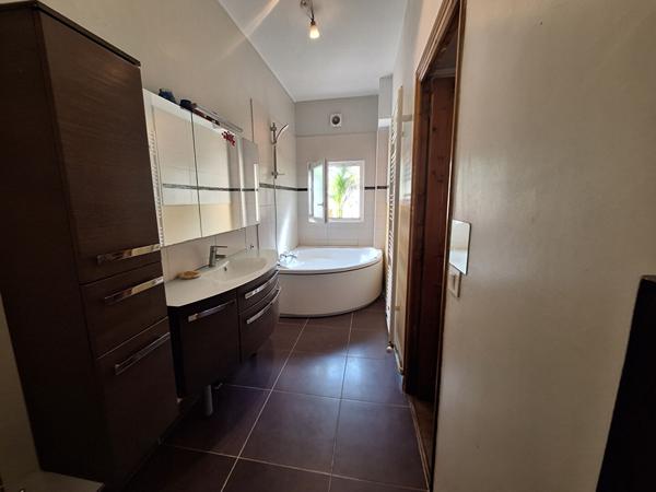 Secteur du PORT A L'ANGLAIS À VITRY/SEINE 4 pièces  78m²