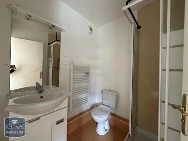 Appartement à louer 2 pièces 40.36m² Lucé (28110)