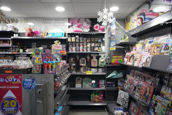 Fonds de commerce à vendre LOURDES (65)- Très beau bar tabac avec un EBE de 80 ke. avec cession des murs ( prix en sus)